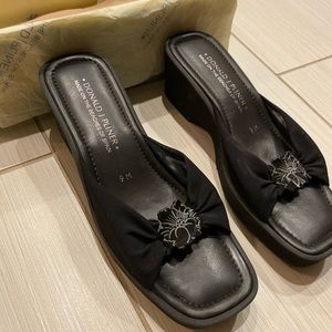 Donald J. Pliner Sandals